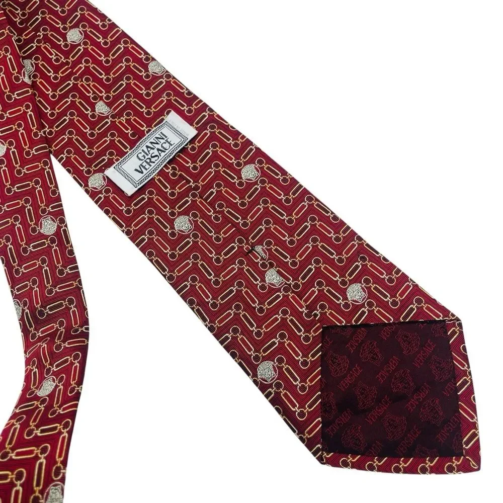 Vintage Gianni Versace Medusa Head Chain Pattern Tie